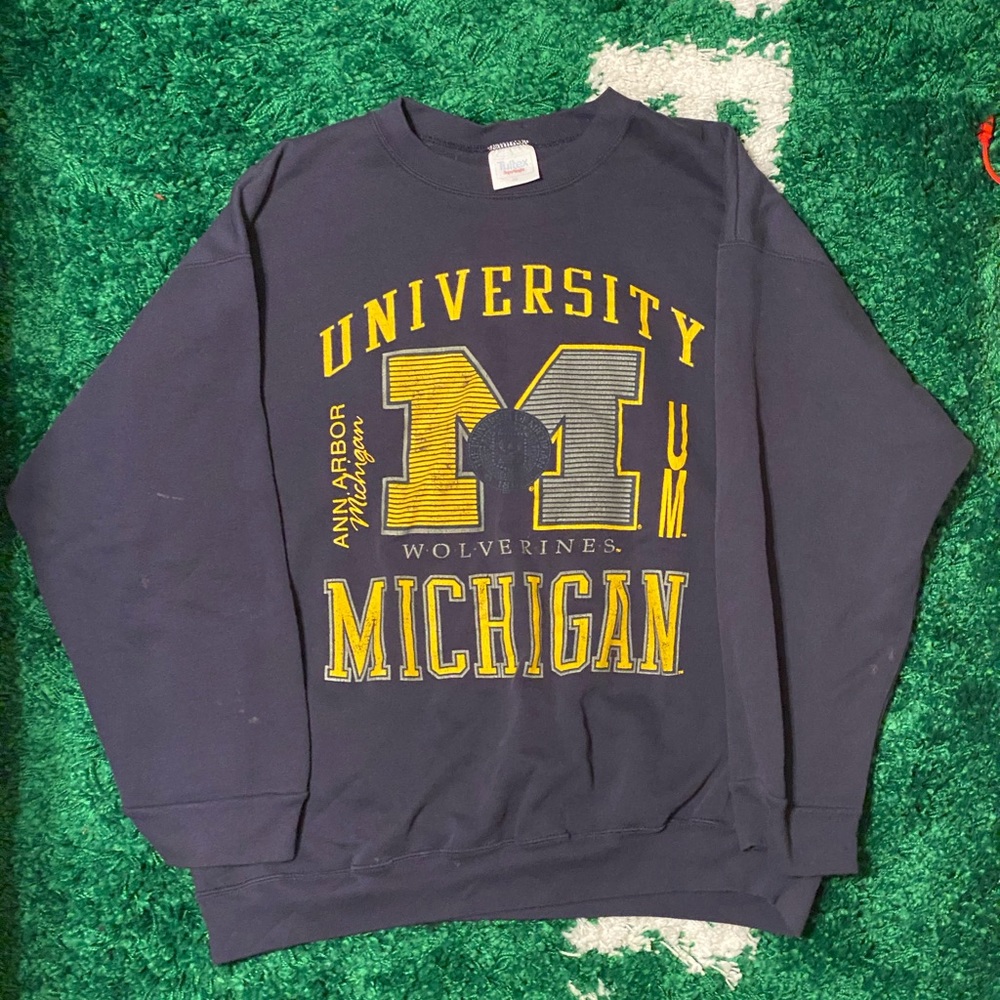 Vintage 90s university of Michigan crewneck